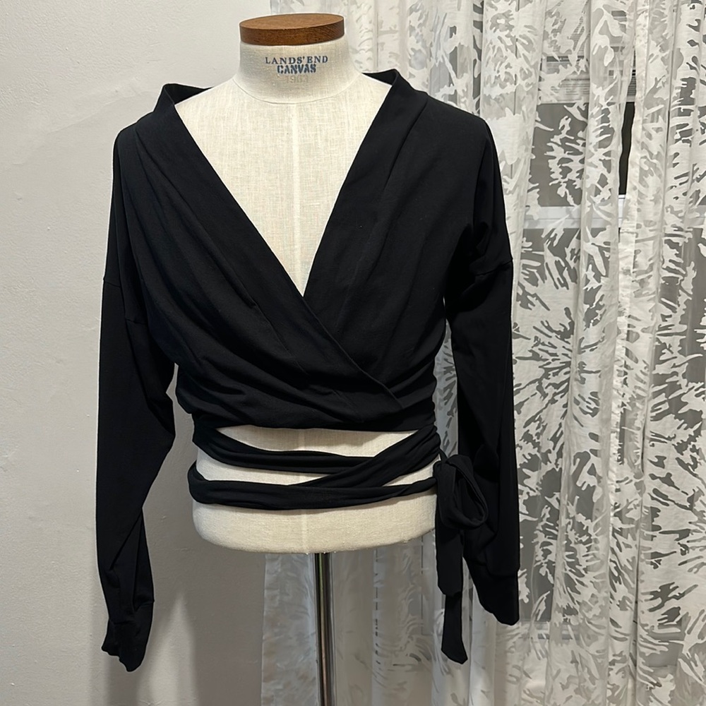 Wrap top - Picture 1 of 4